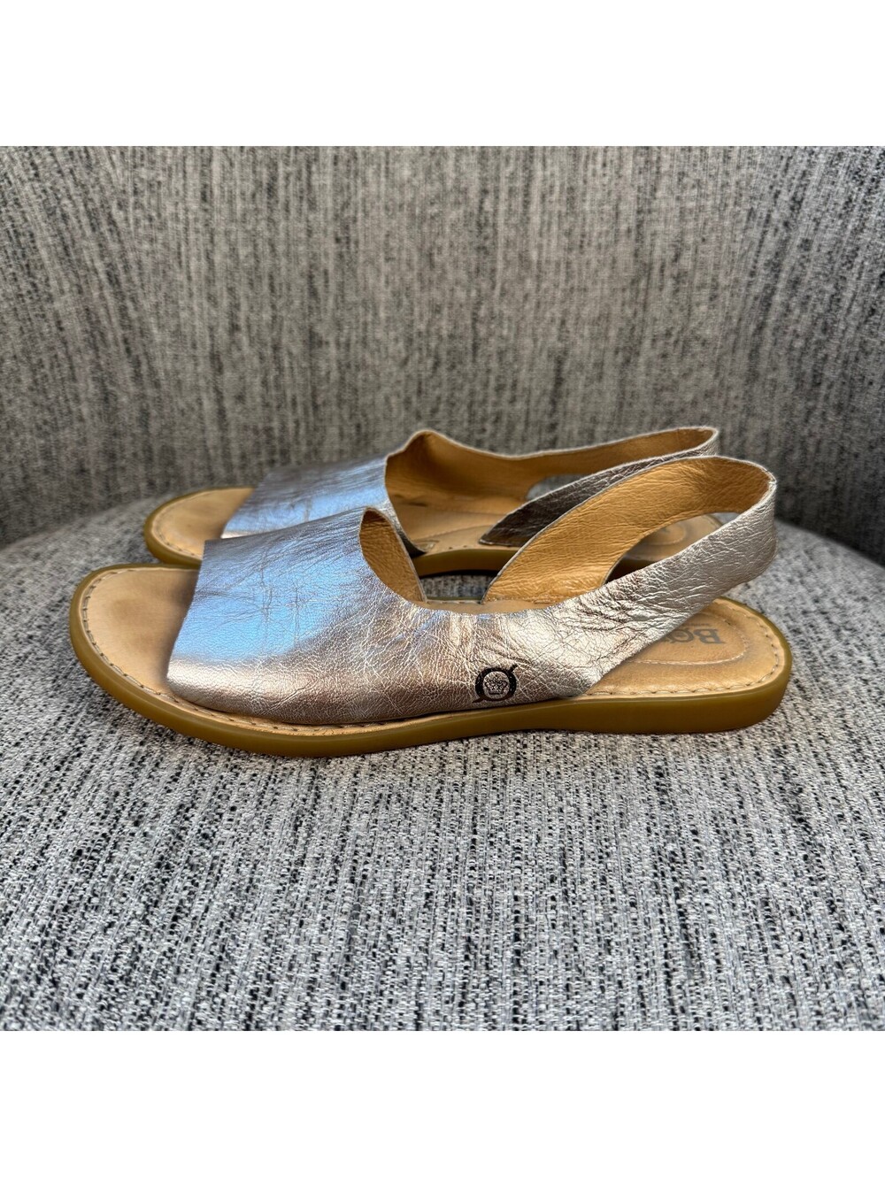 Born Inlet Metallic Silver Gold Leather Slingback Sandals Size 8 Womens